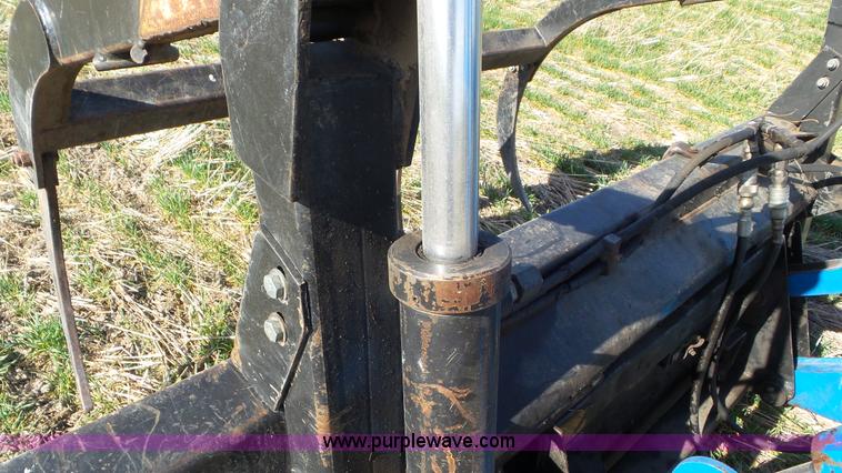 image for item AV9836 Great Bend 870 loader