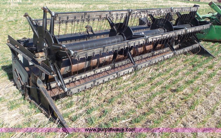 image for item AV9842 Gleaner flex head