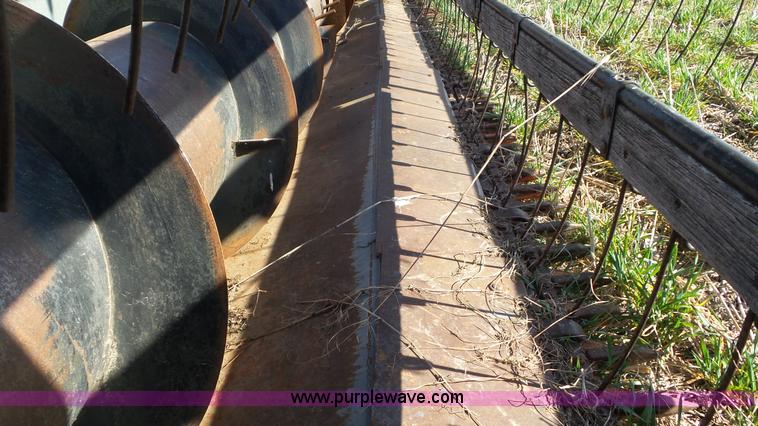 image for item AV9842 Gleaner flex head