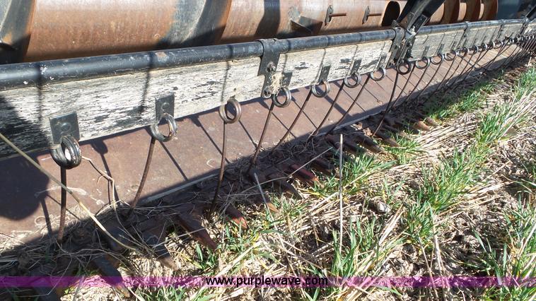 image for item AV9842 Gleaner flex head