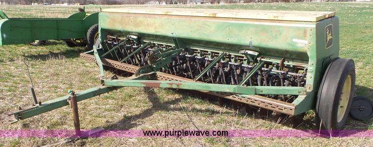 image for item AV9855 John Deere 8300 grain drill