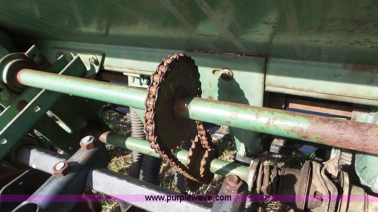 image for item AV9855 John Deere 8300 grain drill