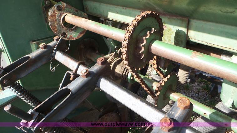 image for item AV9855 John Deere 8300 grain drill