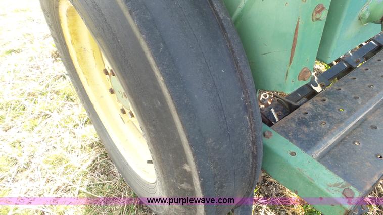 image for item AV9855 John Deere 8300 grain drill
