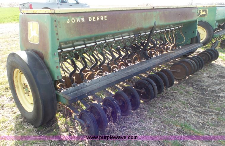 image for item AV9856 John Deere 8300 grain drill