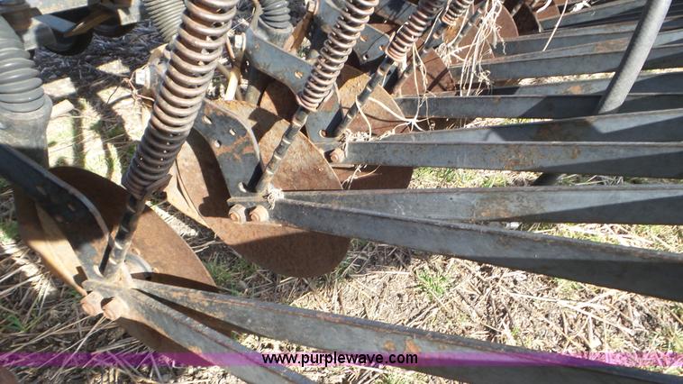 image for item AV9856 John Deere 8300 grain drill