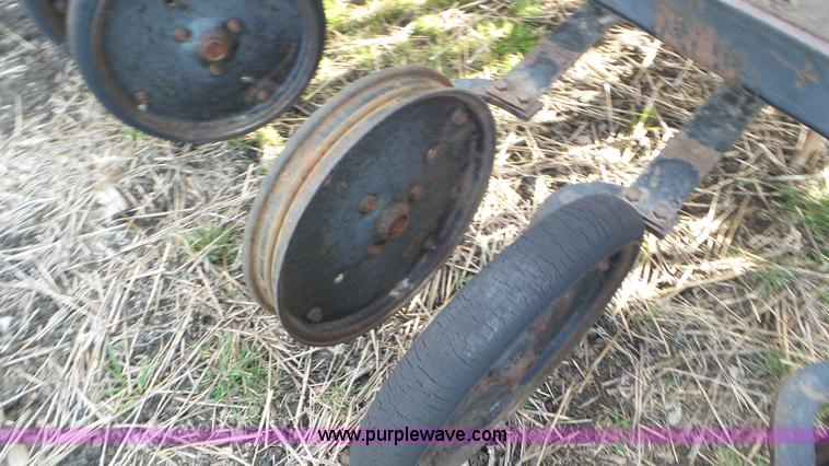 image for item AV9856 John Deere 8300 grain drill