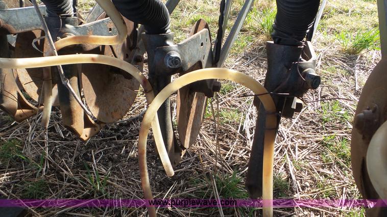 image for item AV9856 John Deere 8300 grain drill