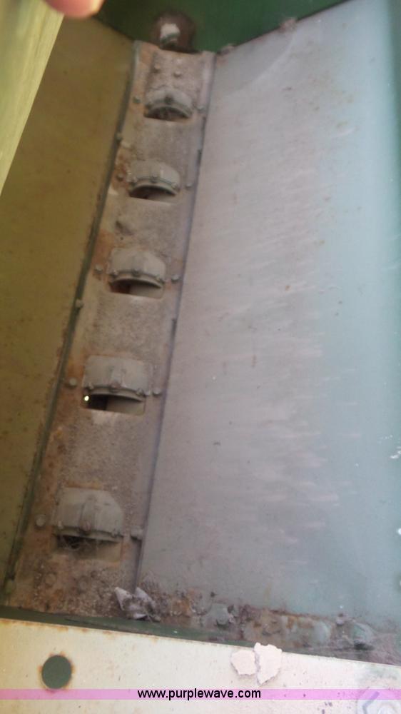 image for item AV9856 John Deere 8300 grain drill