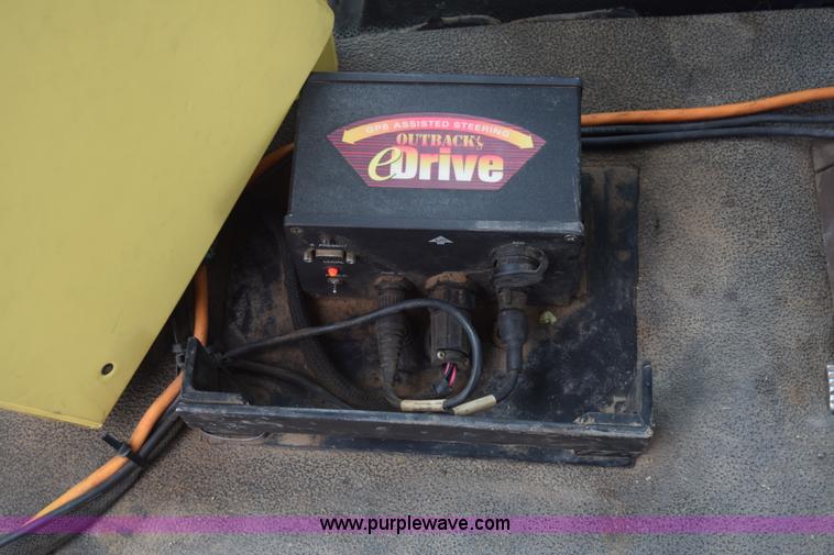 image for item BF9996 2004 Ag-Chem RoGator 1064 self-propelled sprayer