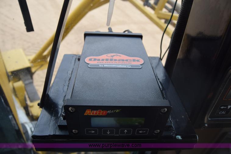 image for item BF9996 2004 Ag-Chem RoGator 1064 self-propelled sprayer