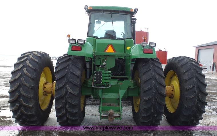 image for item BH9425 1998 John Deere 9400 4WD tractor