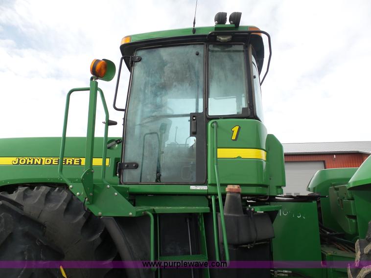 image for item BH9425 1998 John Deere 9400 4WD tractor