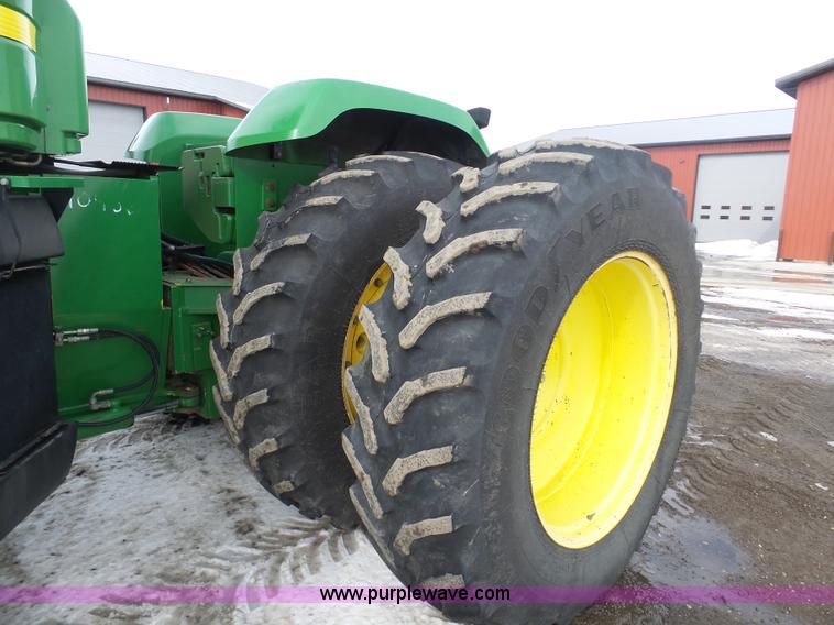 image for item BH9425 1998 John Deere 9400 4WD tractor