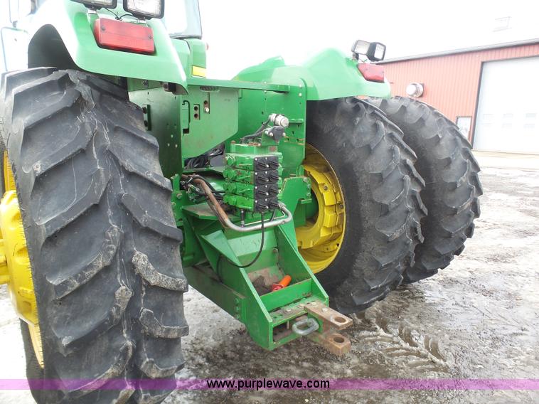 image for item BH9425 1998 John Deere 9400 4WD tractor