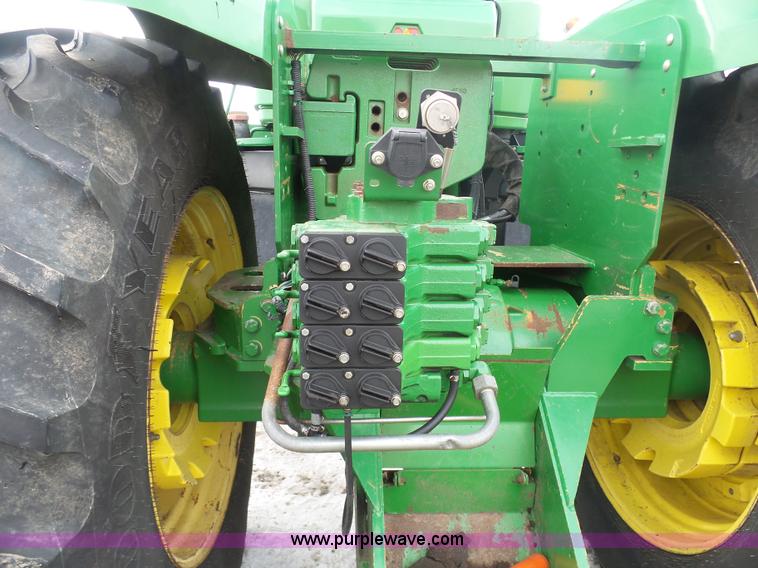 image for item BH9425 1998 John Deere 9400 4WD tractor