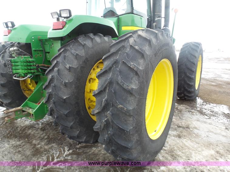 image for item BH9425 1998 John Deere 9400 4WD tractor