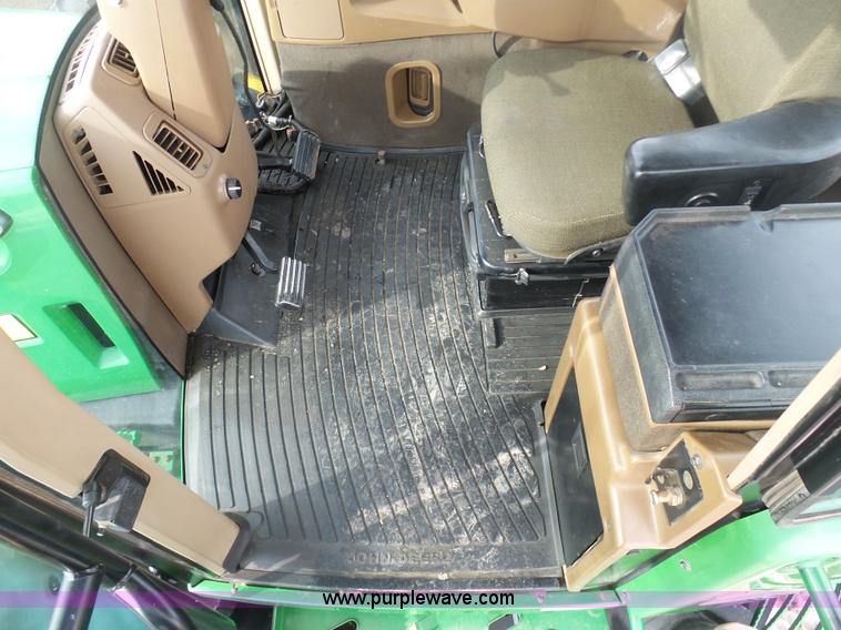 image for item BH9425 1998 John Deere 9400 4WD tractor