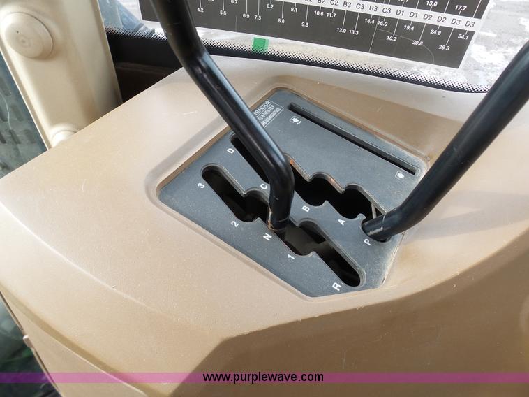 image for item BH9425 1998 John Deere 9400 4WD tractor