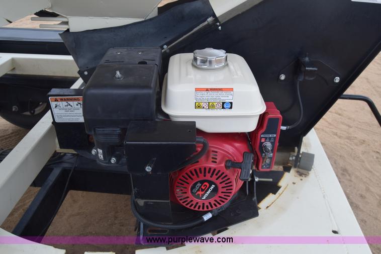 image for item BX9712 2014 Friesen 375RT seed tender