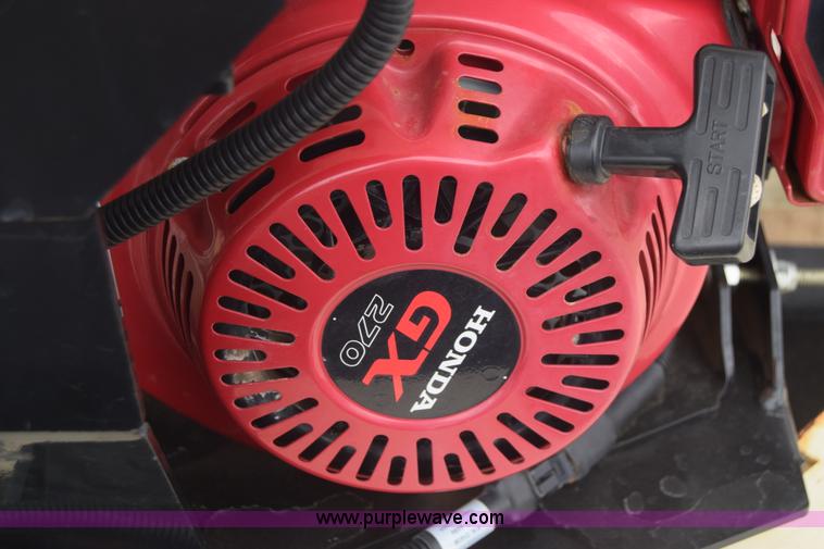 image for item BX9712 2014 Friesen 375RT seed tender