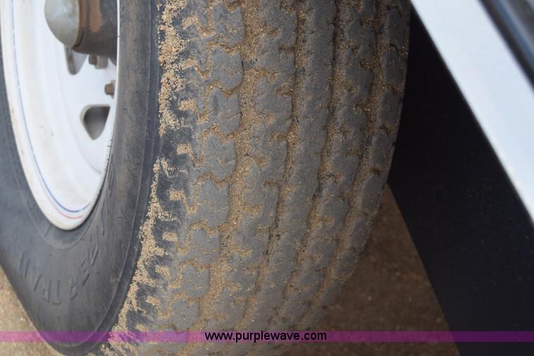 image for item BX9712 2014 Friesen 375RT seed tender