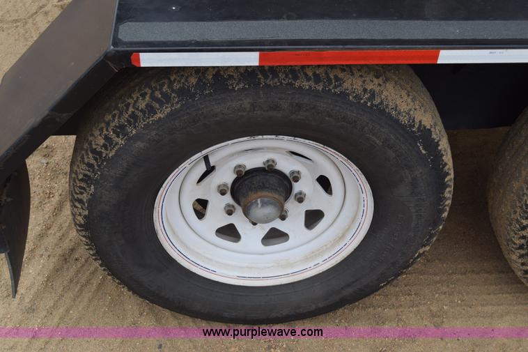 image for item BX9712 2014 Friesen 375RT seed tender