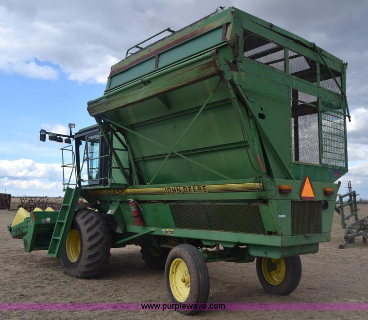 image for item BX9723 1998 John Deere 7455 cotton stripper