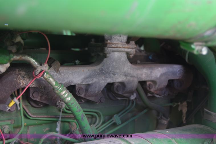 image for item BX9723 1998 John Deere 7455 cotton stripper