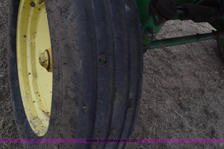 image for item BX9723 1998 John Deere 7455 cotton stripper