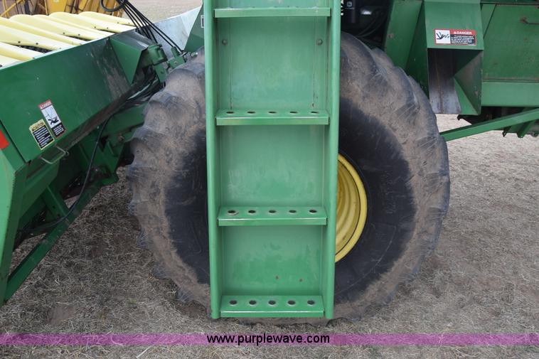 image for item BX9723 1998 John Deere 7455 cotton stripper