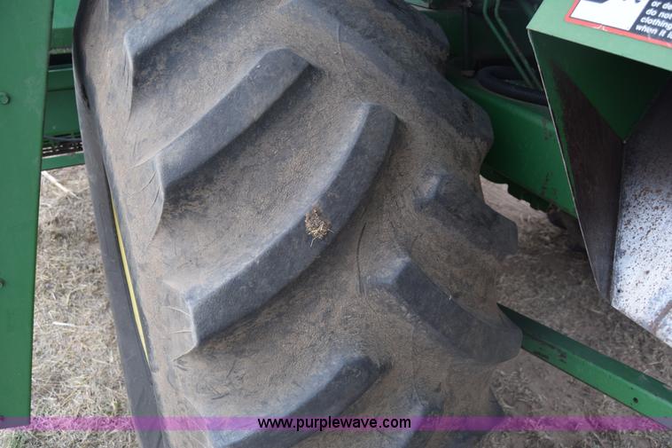 image for item BX9723 1998 John Deere 7455 cotton stripper