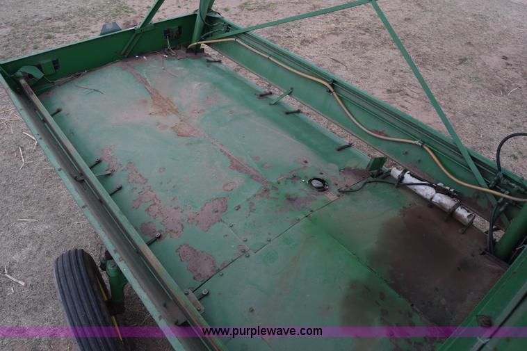 image for item BX9723 1998 John Deere 7455 cotton stripper