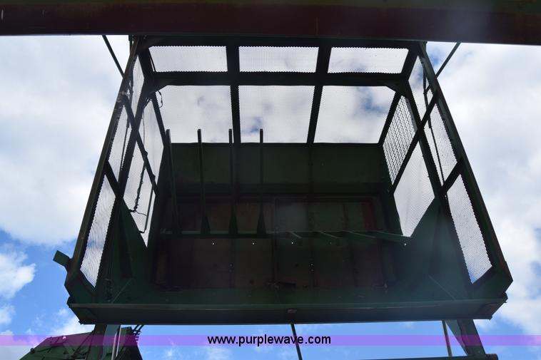 image for item BX9723 1998 John Deere 7455 cotton stripper