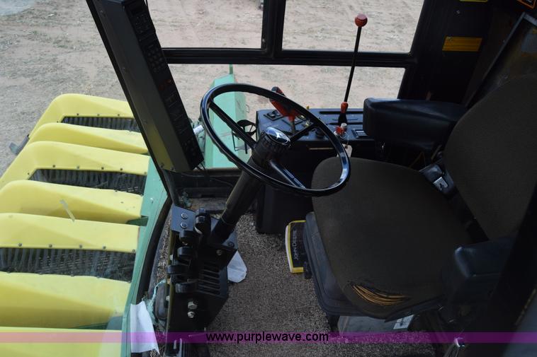 image for item BX9723 1998 John Deere 7455 cotton stripper