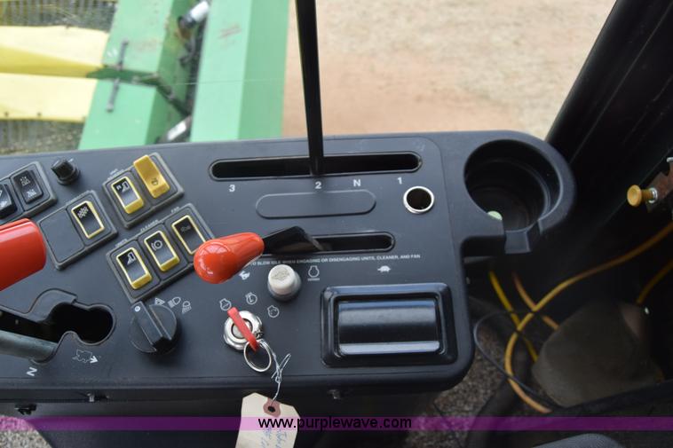 image for item BX9723 1998 John Deere 7455 cotton stripper