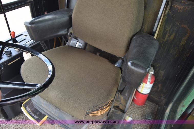 image for item BX9723 1998 John Deere 7455 cotton stripper