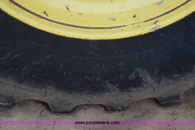 image for item BX9724 1998 John Deere 7455 cotton stripper