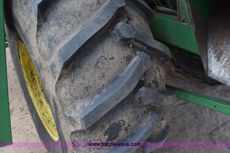 image for item BX9724 1998 John Deere 7455 cotton stripper