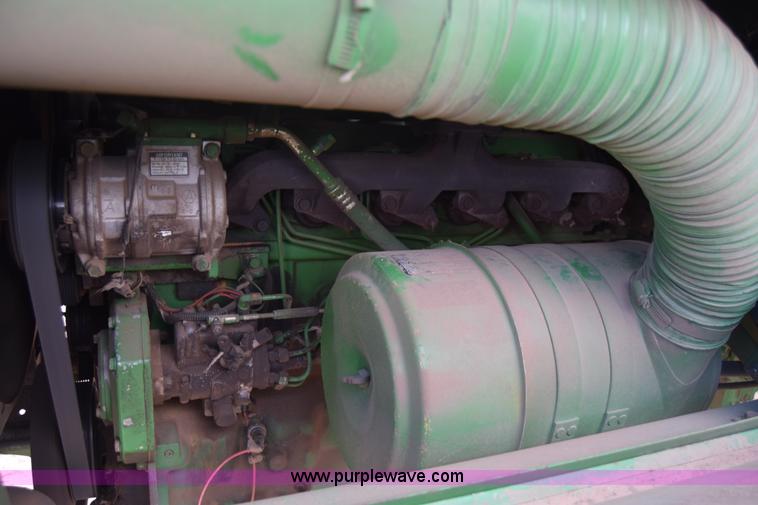 image for item BX9724 1998 John Deere 7455 cotton stripper