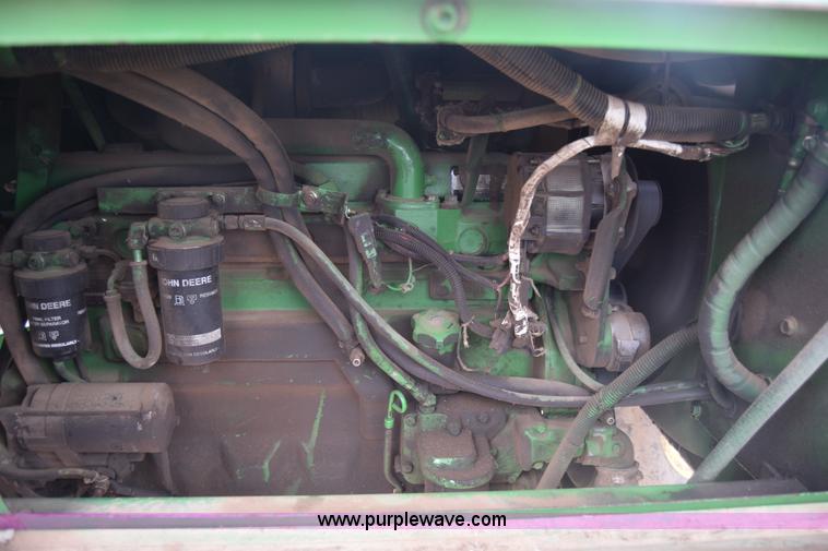 image for item BX9724 1998 John Deere 7455 cotton stripper