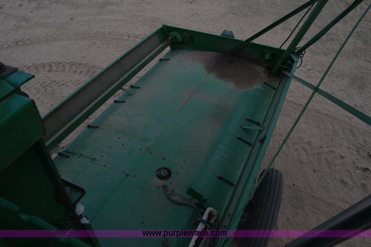 image for item BX9724 1998 John Deere 7455 cotton stripper