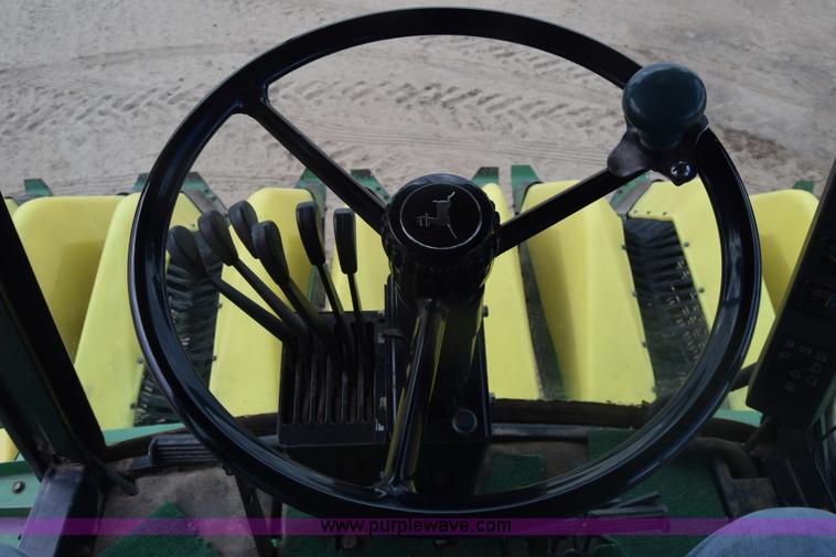 image for item BX9724 1998 John Deere 7455 cotton stripper