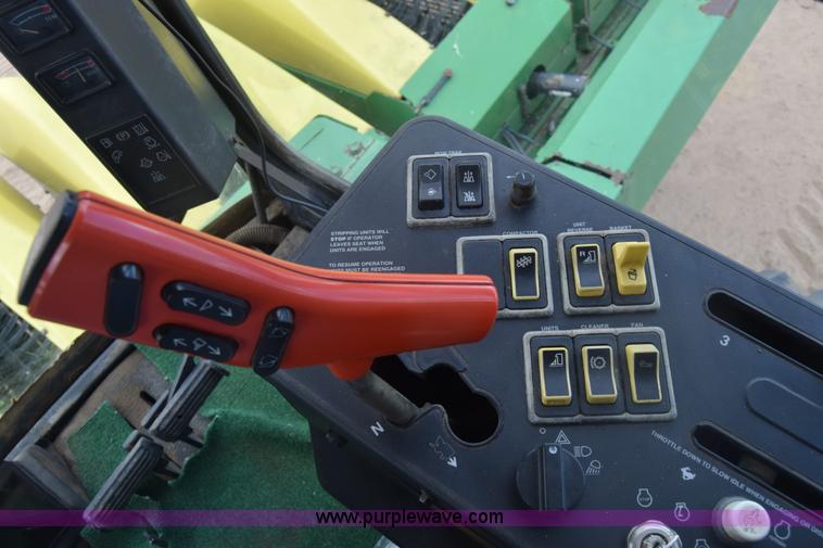 image for item BX9724 1998 John Deere 7455 cotton stripper