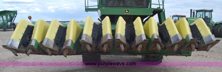 image for item BX9724 1998 John Deere 7455 cotton stripper