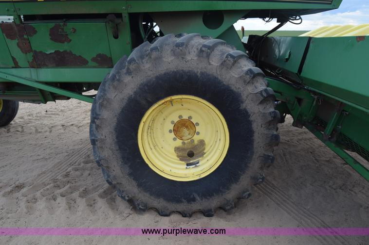 image for item BX9724 1998 John Deere 7455 cotton stripper