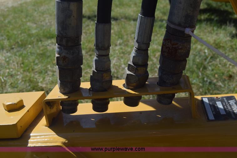 image for item BX9930 Vermeer R23A hay rake