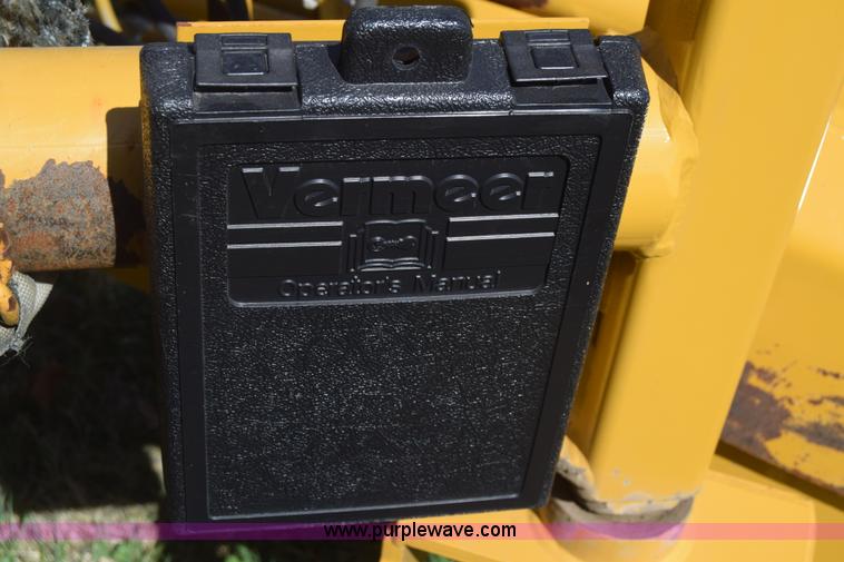 image for item BX9930 Vermeer R23A hay rake