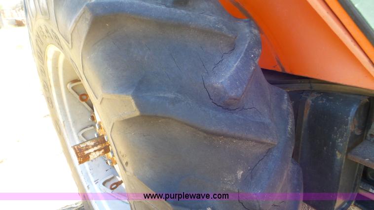 image for item CD9921 1979 Allis Chalmers 7060 tractor