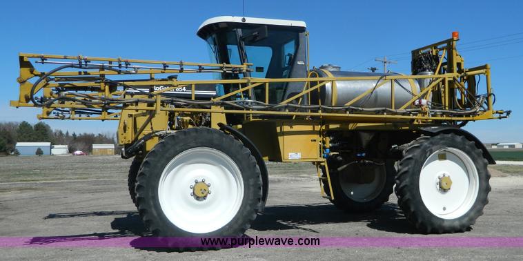 image for item J5144 1997 Ag-Chem RoGator 854 self-propelled applicator